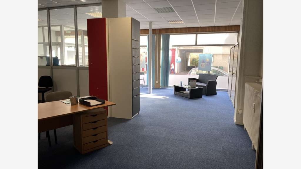 Vente local commercial de 130m² à Limoges