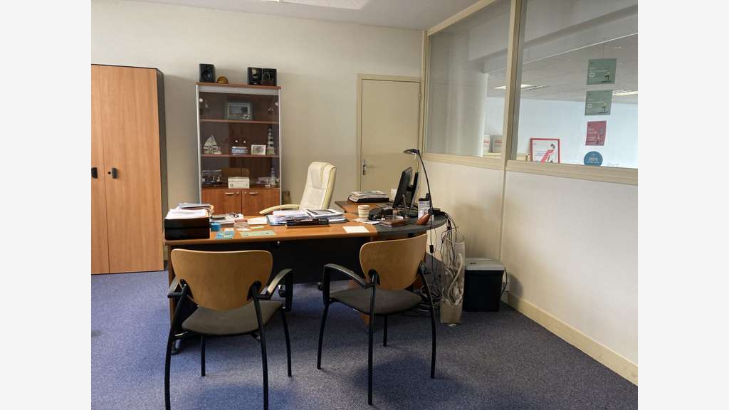 Vente local commercial de 130m² à Limoges