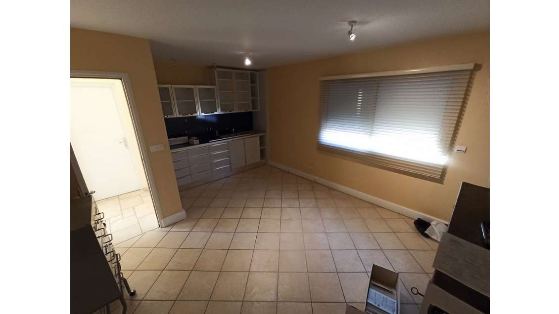 VENTE LOCAUX CABINET / ÉTUDE / BUREAUX : 165M² - P