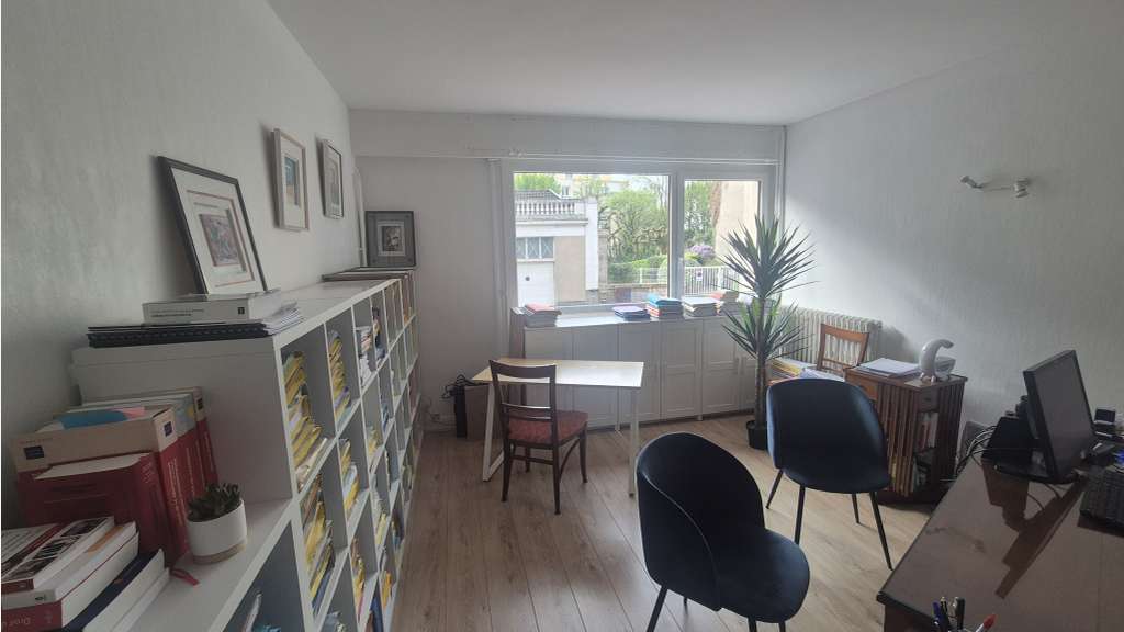 A louer bureaux avec garage centre ville Limoges