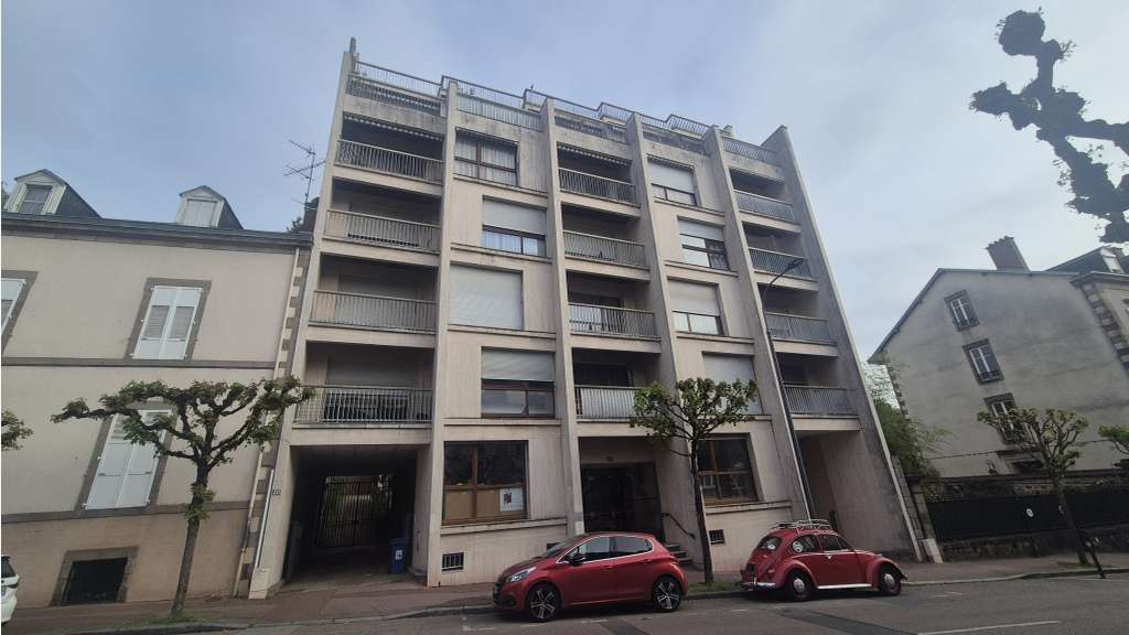 A louer bureaux avec garage centre ville Limoges