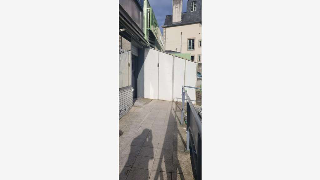 Vente local commercial 150m² à Limoges Mauvendière