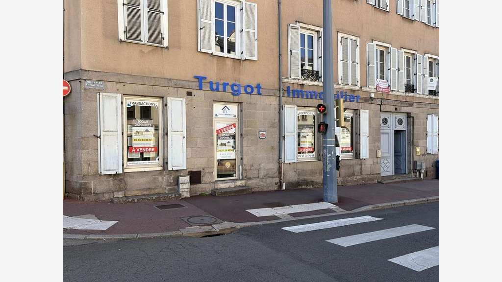 Vente murs commerciaux 64m² Bon état à Limoges