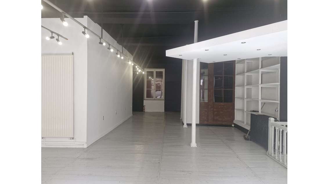 Vaste surface d'activité sur LIMOGES !