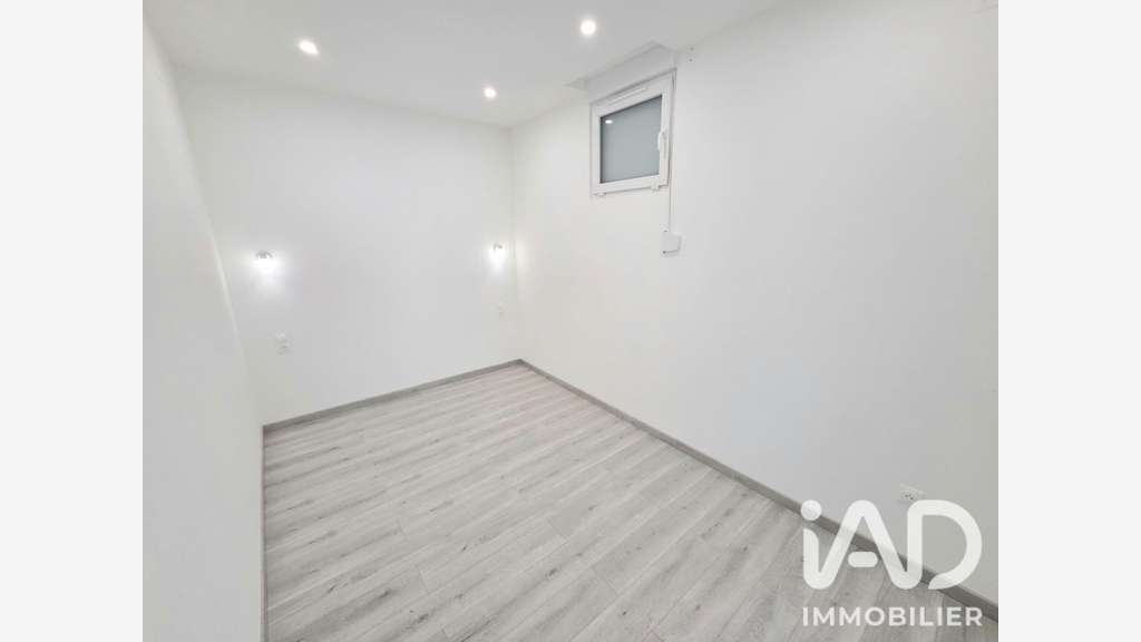 Cède bureau local commercial de 27m² à Lingolsheim
