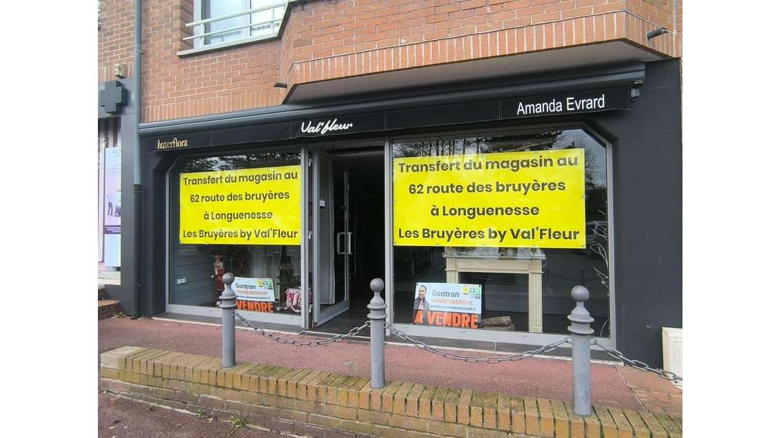 Vente local commercial 130m² à Longuenesse