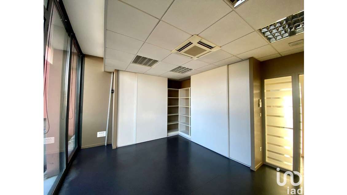 Local commercial à Lons