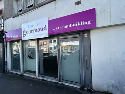 Vente local commercial 168m² à Lorient Keryado