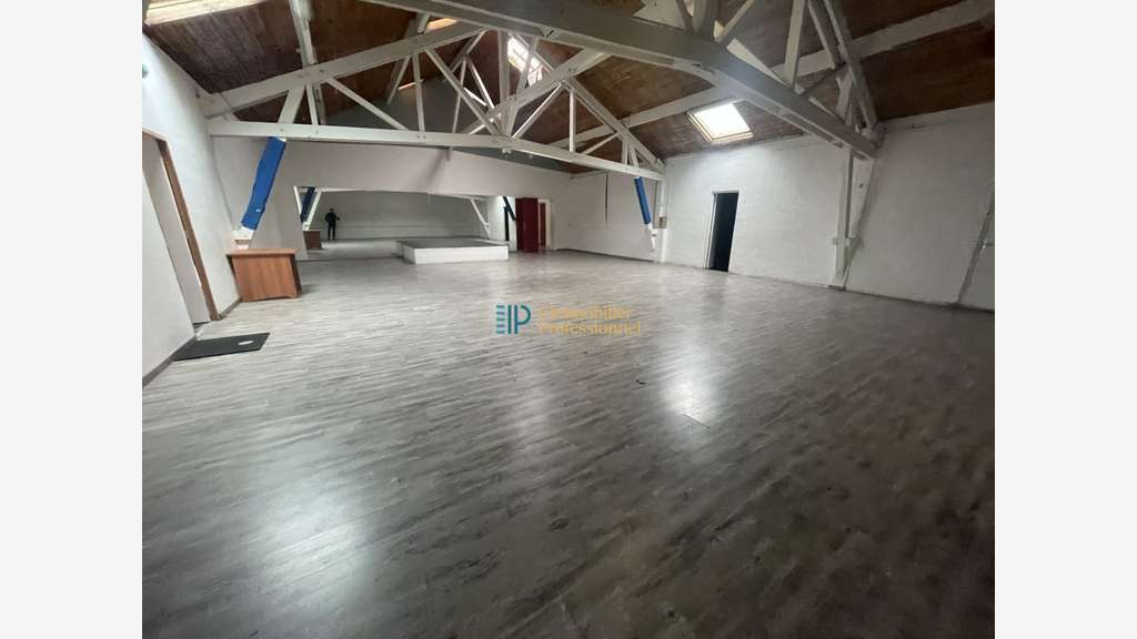 Vente immeuble 1120m² quartier calme de Lorient