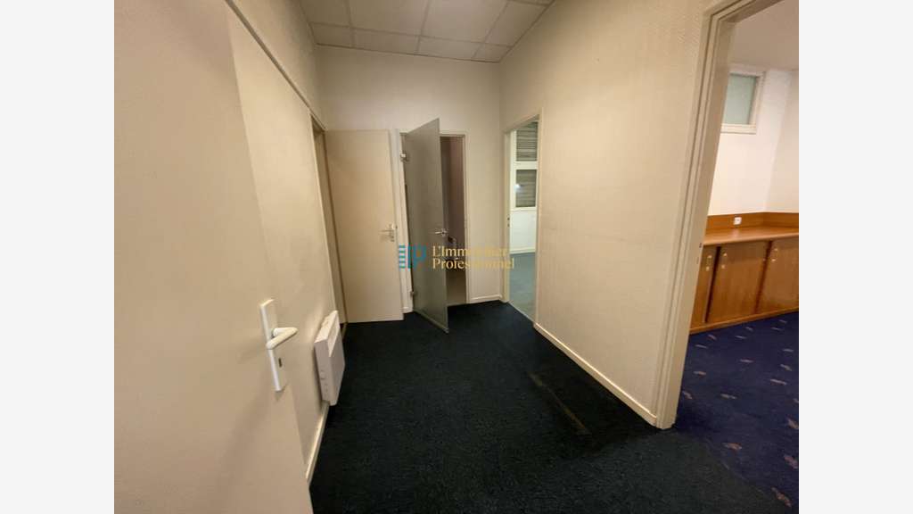 À vendre local commercial 102m² à Lorient centre