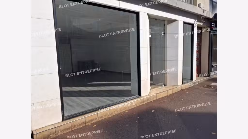 A vendre local commercial de 75m² à Lorient