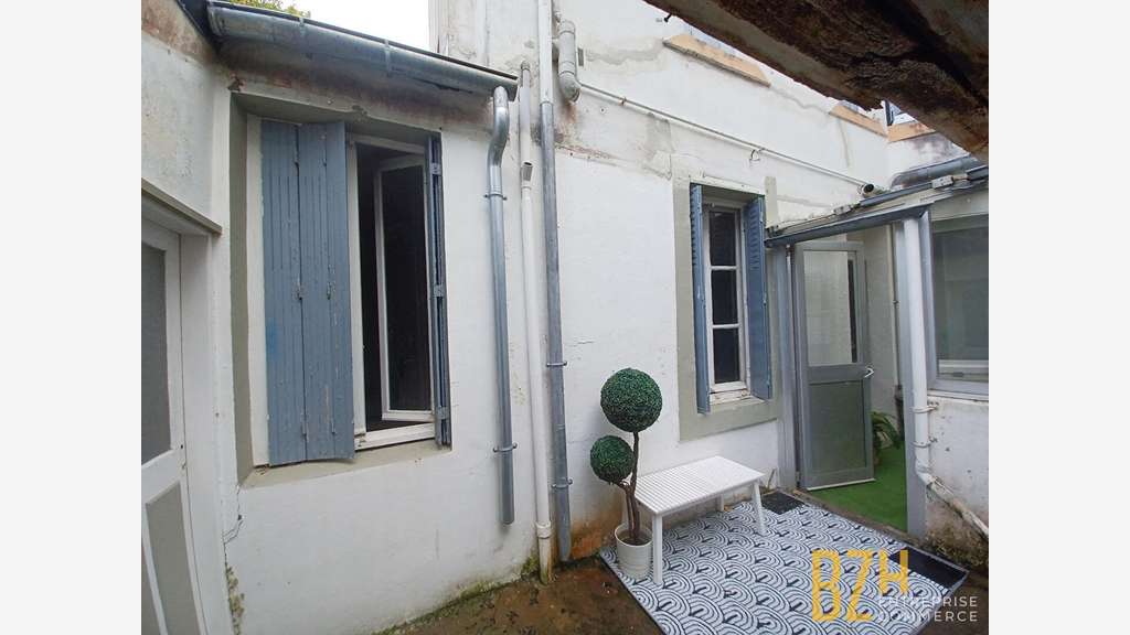A vendre local commercial 80m² à Lorient centre 