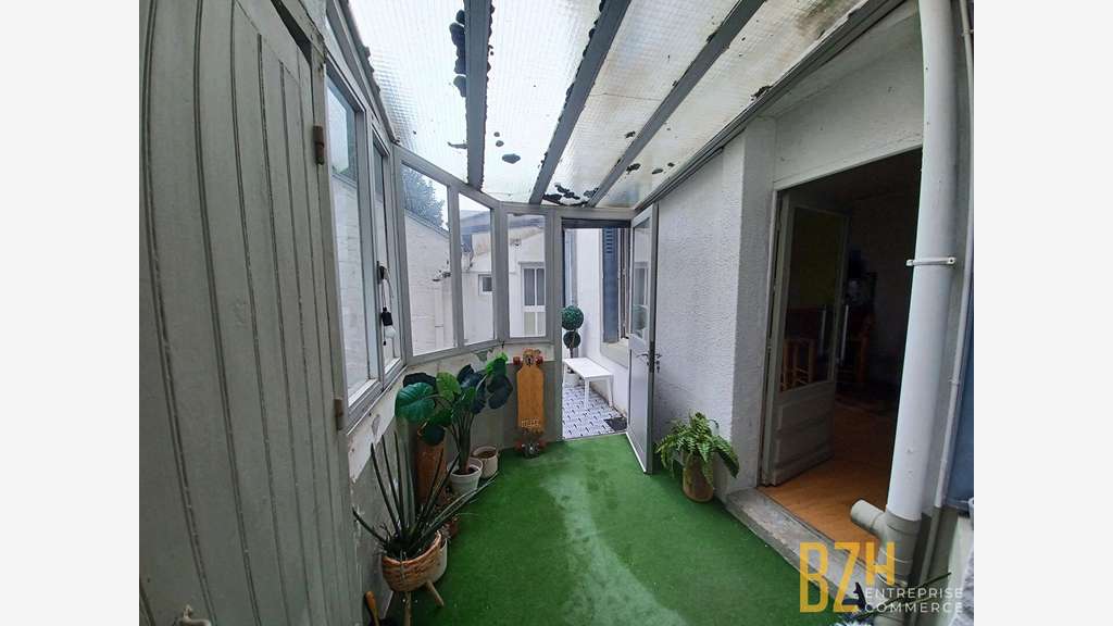 A vendre local commercial 80m² à Lorient centre 
