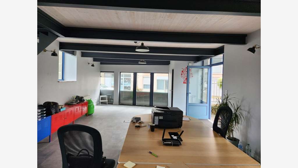 A vendre local commercial 95m² à Loudéac centre