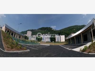 À Vendre locaux commerciaux bruts à Lourdes