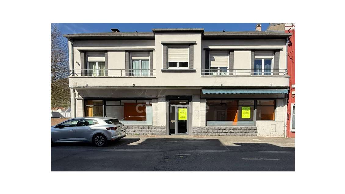 Local commercial ou pro de 82m² à vendre à Lourdes