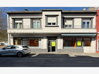 Local commercial ou pro de 82m² à vendre à Lourdes
