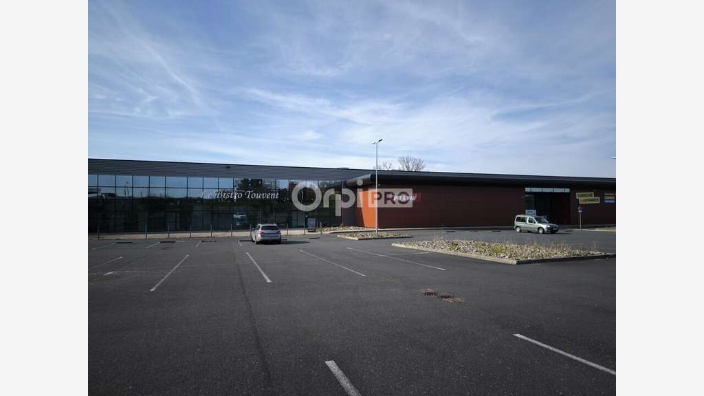 Vente cellules commerciales 4200m² Lubersac