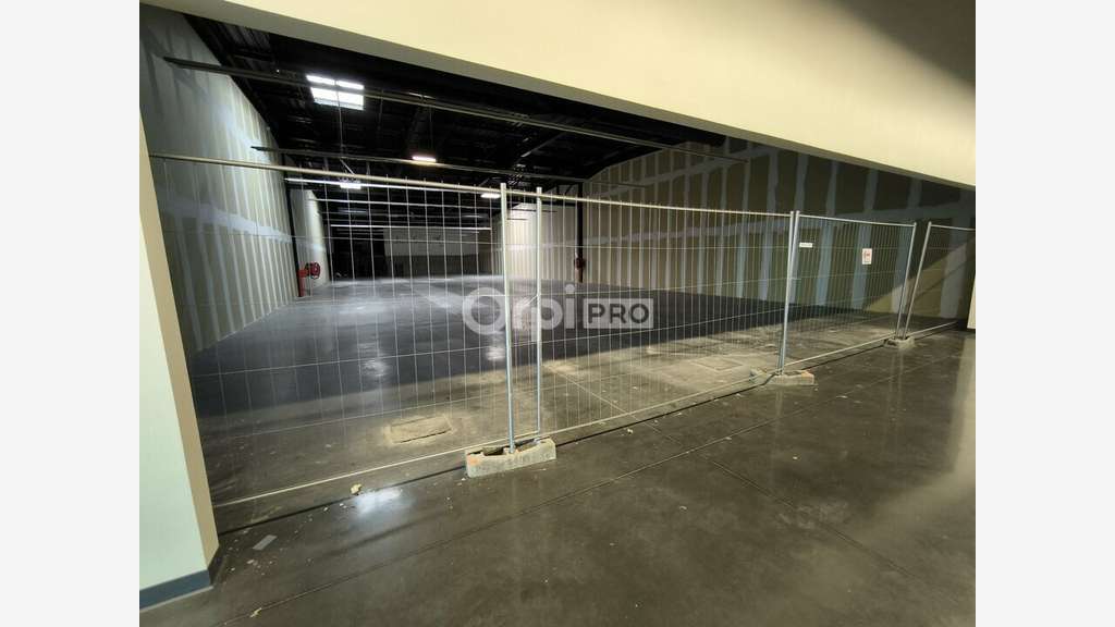 Vente cellules commerciales 4200m² Lubersac