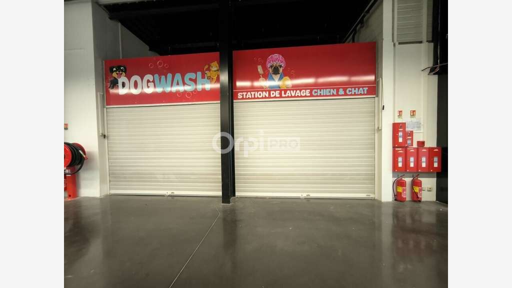 Vente cellules commerciales 4200m² Lubersac