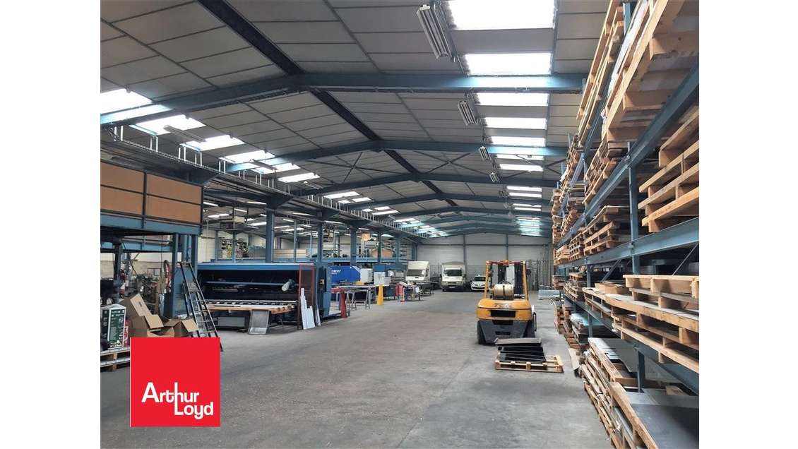 A vendre bâtiment d'activité 1700m² Chartres agglo