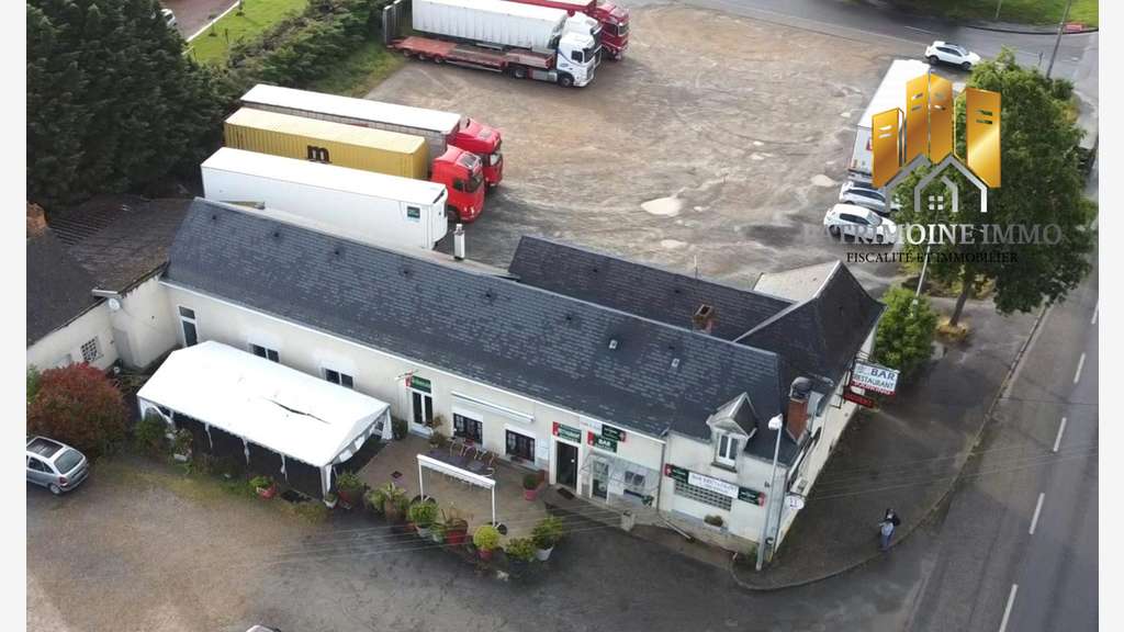 Vente murs commerciaux restaurant + appart Luceau