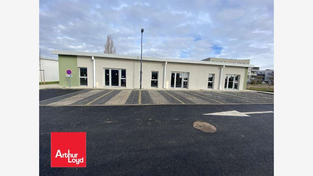 À vendre en VEFA cellule comm. 284m² à Luisant