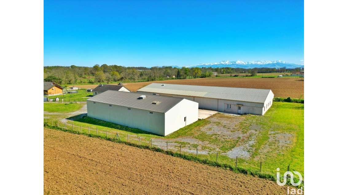 Local commercial à Luquet