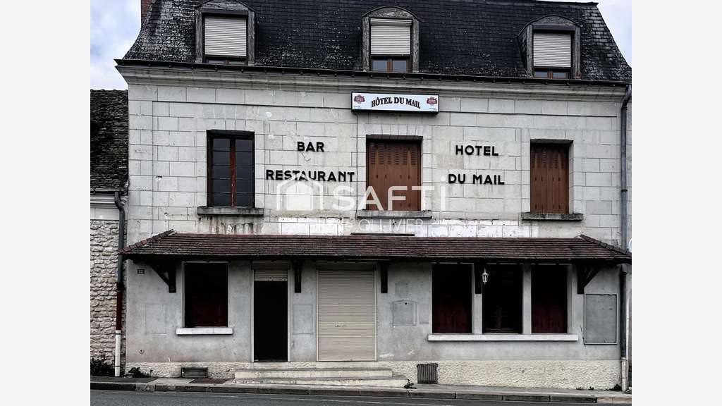 AV ancien hôtel restaurant avec logements Luzille
