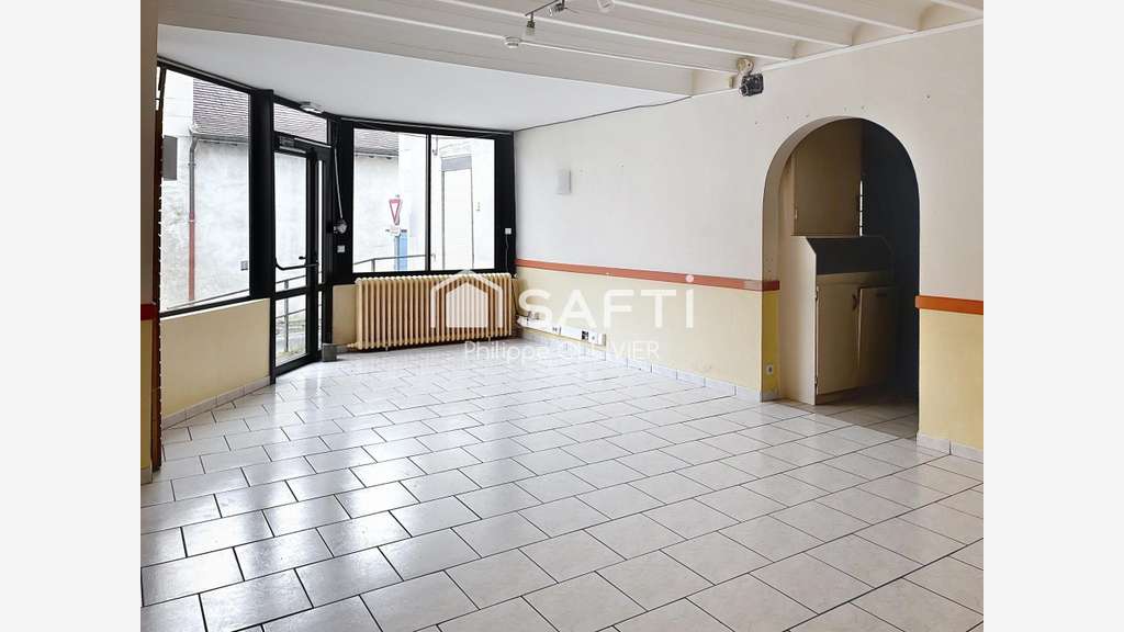AV ancien hôtel restaurant avec logements Luzille
