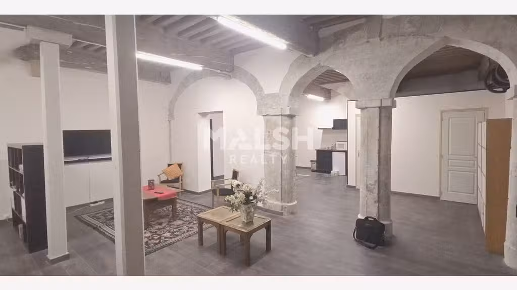 Local traversant à vendre 90m² Lyon 1er