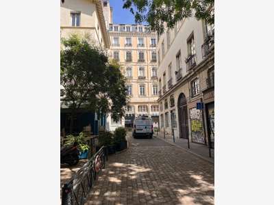 Vente murs commerciaux en RDC 299m² à Lyon 69001