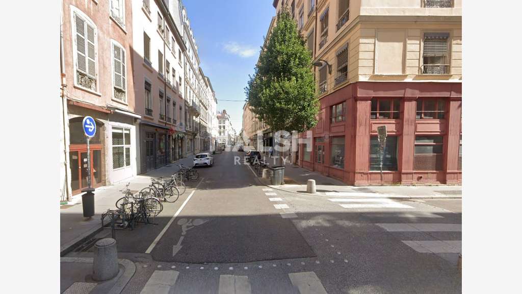 Cession droit au bail local 115m² + cave à Lyon 2e