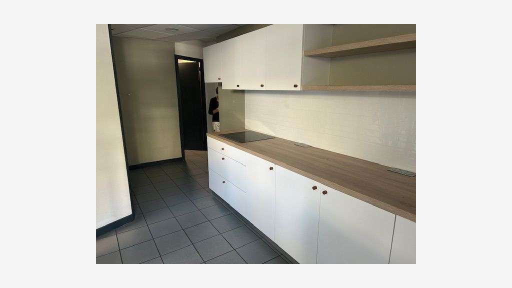 Murs commerciaux 167m² Lyon 3e Place Saint-Louis