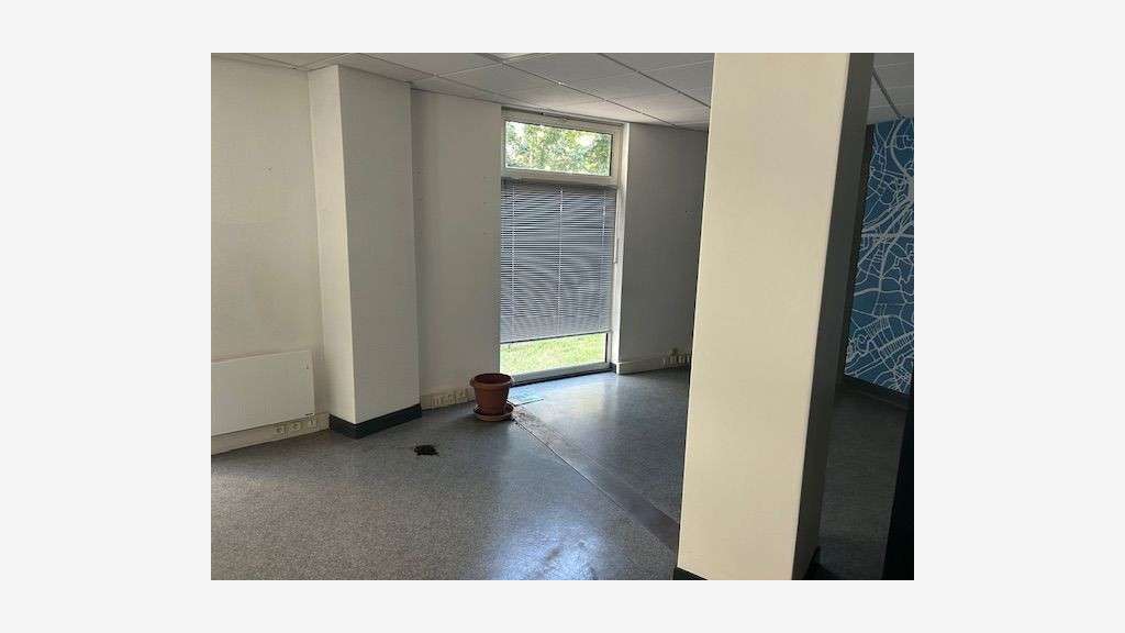 Murs commerciaux 167m² Lyon 3e Place Saint-Louis
