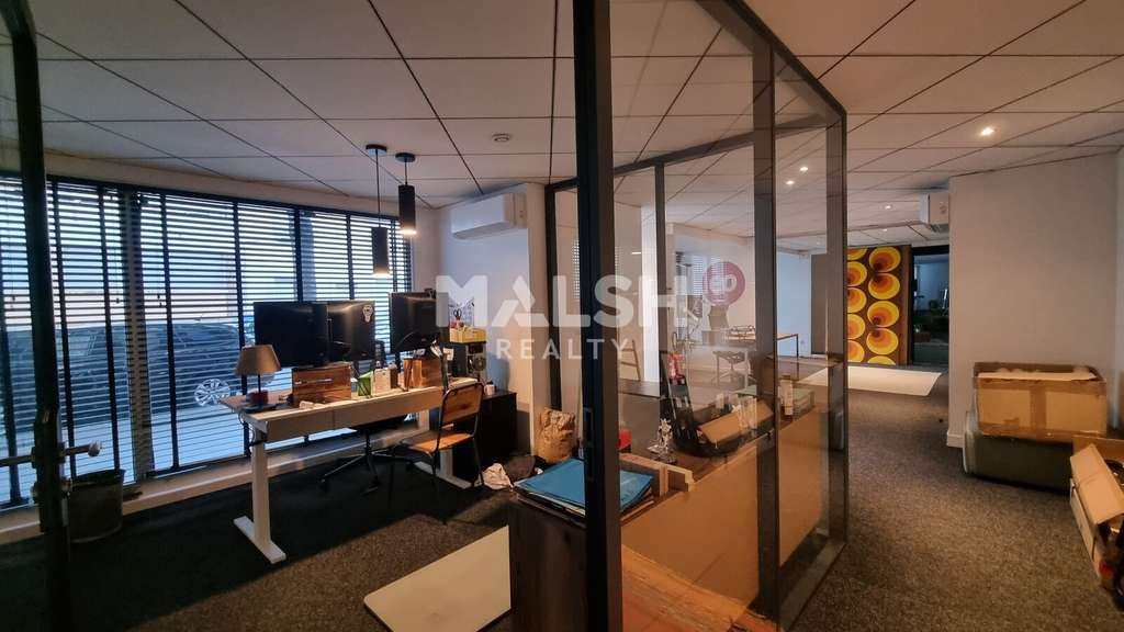 LOCAL COMMERCIAL / BUREAUX À VENDRE - DE 71 M² À 3