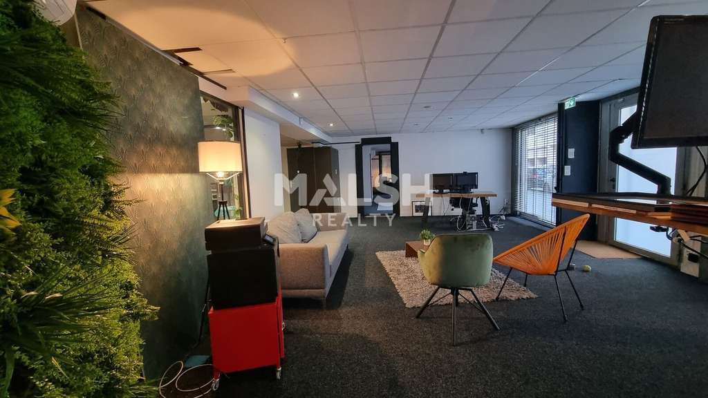 LOCAL COMMERCIAL / BUREAUX À VENDRE - DE 71 M² À 3