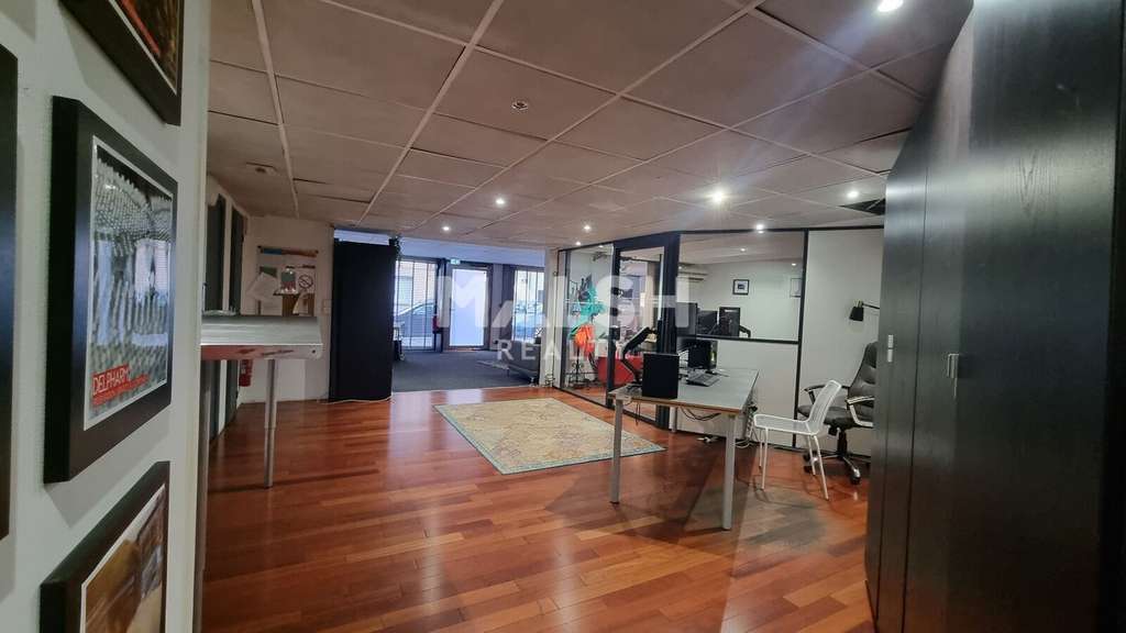 LOCAL COMMERCIAL / BUREAUX À VENDRE - DE 71 M² À 3