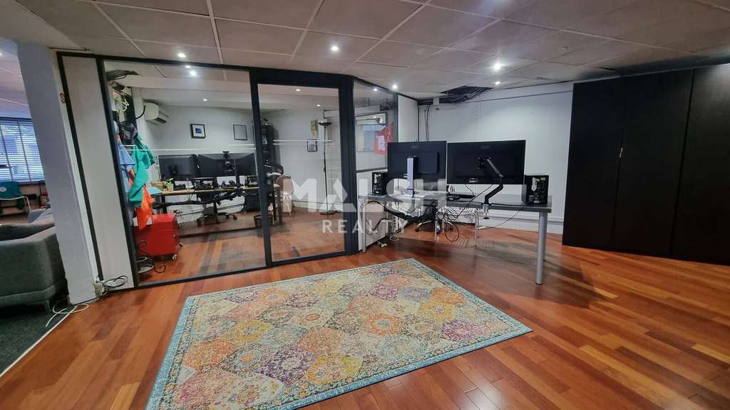 LOCAL COMMERCIAL / BUREAUX À VENDRE - DE 71 M² À 3