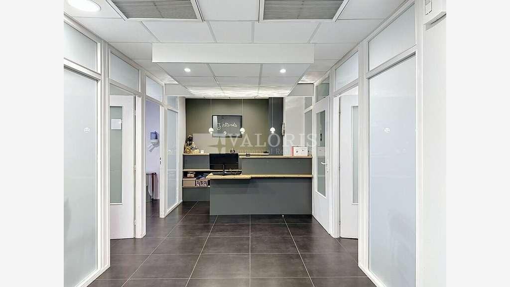 Local commercial de 210m² à vendre à Lyon 69004