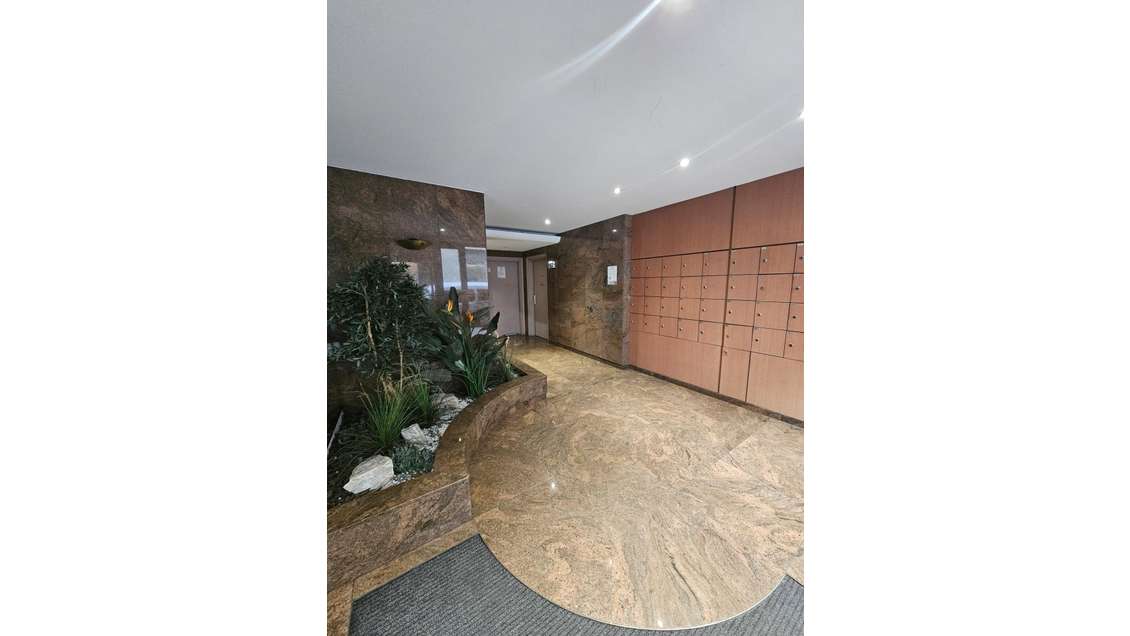 Vente local commercial à Villeurbanne, limite Lyon