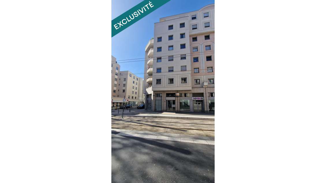 Local professionnel 70m² à Lyon 6e rue Bellecombe