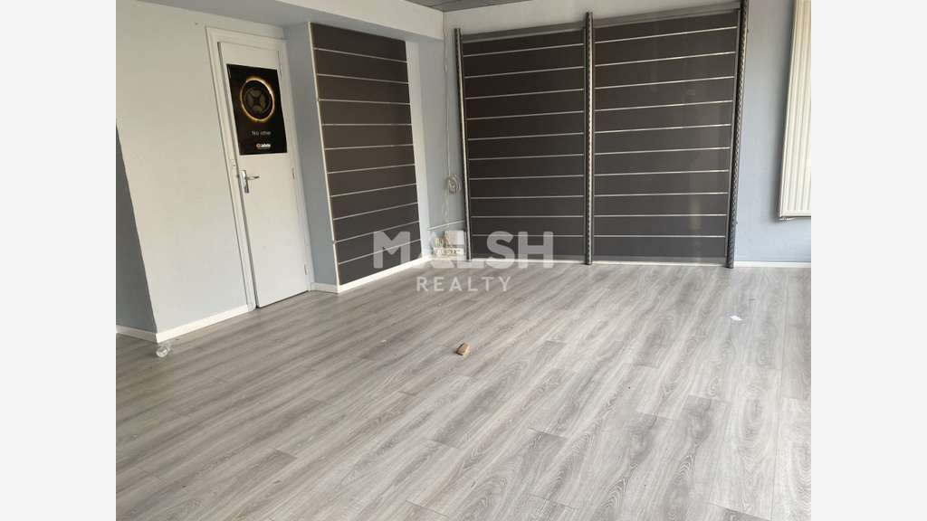 Local commercial à vendre 90m² Lyon 7e