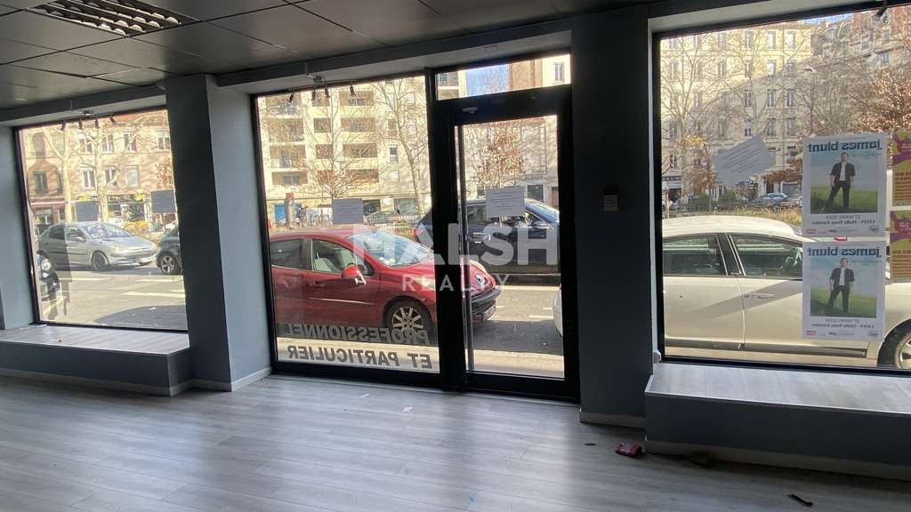 Local commercial à vendre 90m² Lyon 7e