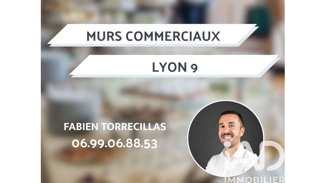 Vente locaux loués + 4 places  à Lyon 9e Vaise