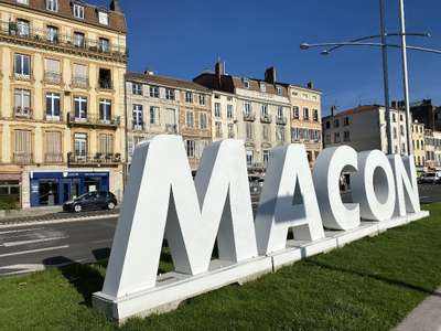 Vente Locaux commerciaux - Boutiques à Mâcon