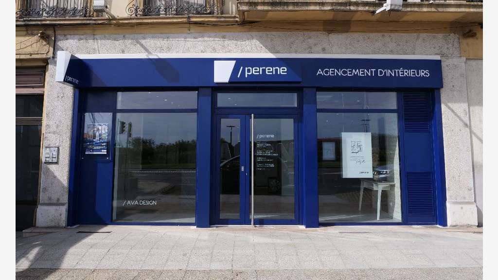 Vente local commercial rénové de 150m² à Mâcon