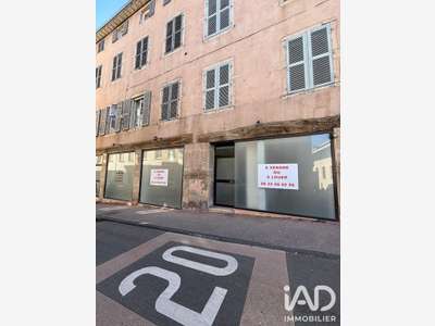 Vente local commercial de 184m² à Mâcon centre