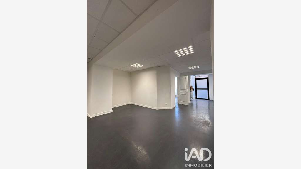 Vente local commercial de 184m² à Mâcon centre