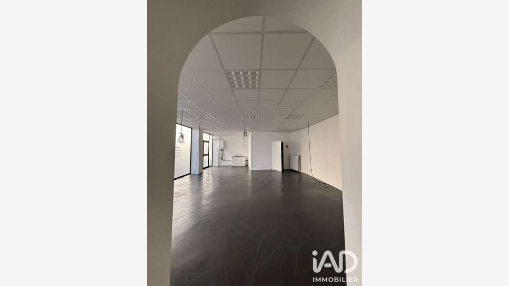 Vente local commercial de 184m² à Mâcon centre
